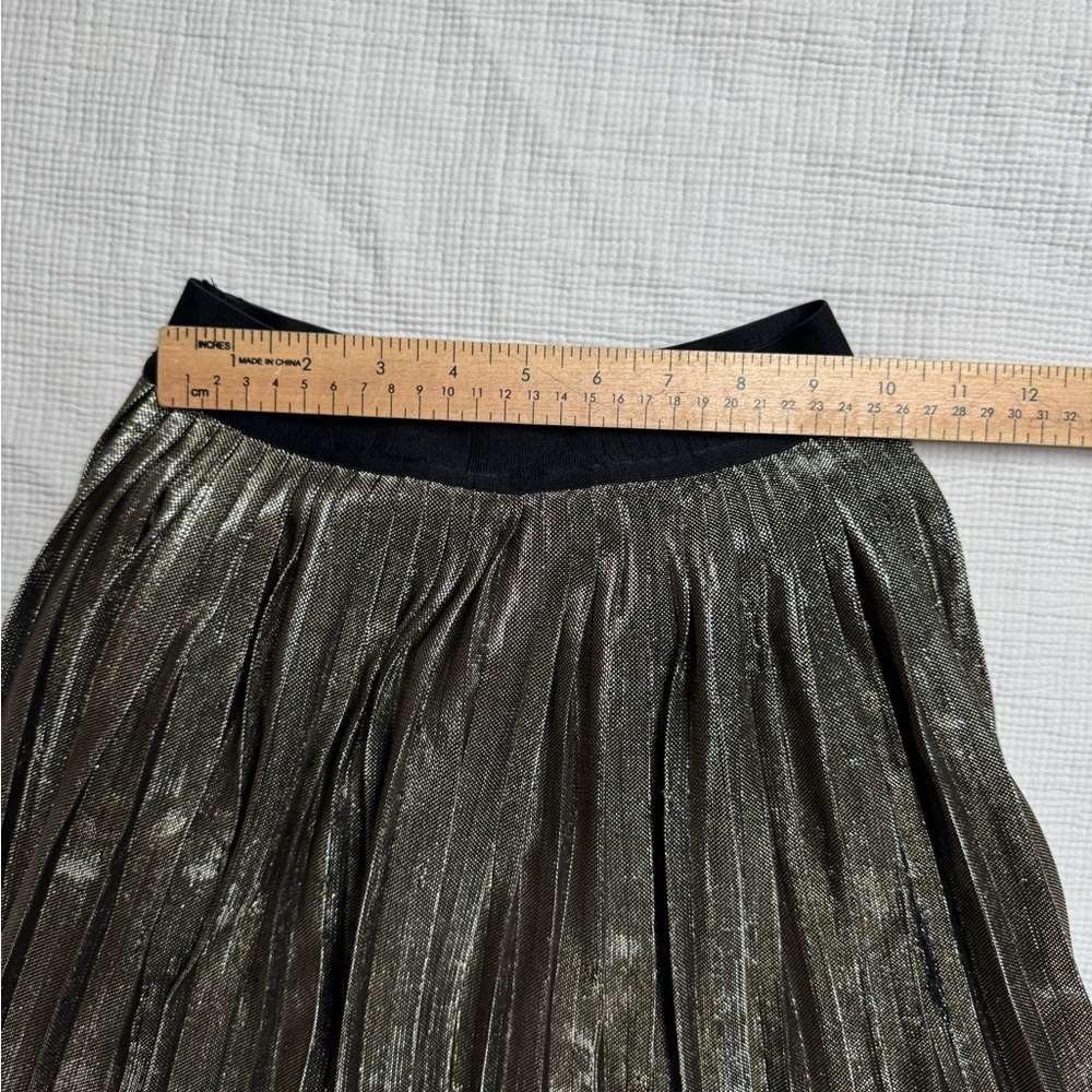 KARL LAGERFELD KIDS Metallic Skirt Size 8 - Picture 5 of 5